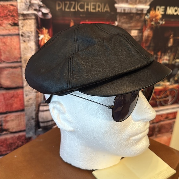 Leather Cap - Picture 2 of 10